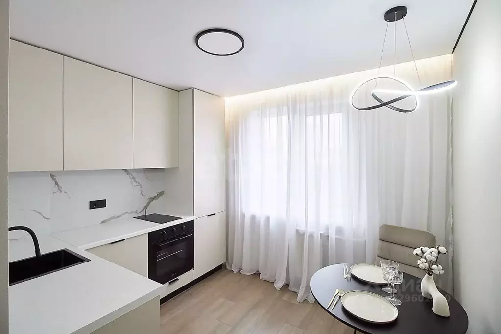 2-к кв. Тюменская область, Тюмень ул. Немцова, 41 (49.4 м) - Фото 1