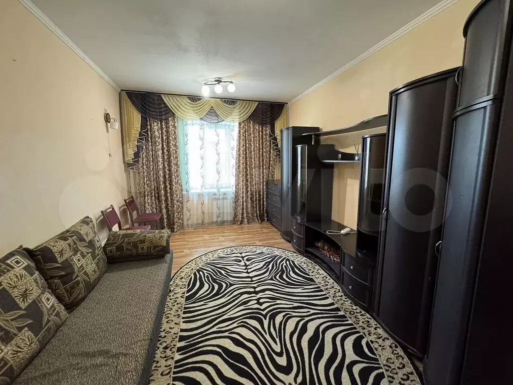 1-к. квартира, 40 м, 1/4 эт. - Фото 1