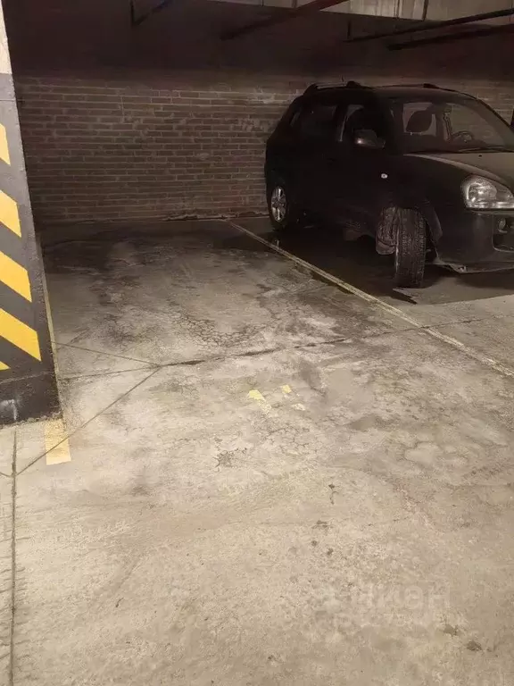 Гараж в Санкт-Петербург аллея Арцеуловская, 19 (14 м) - Фото 2