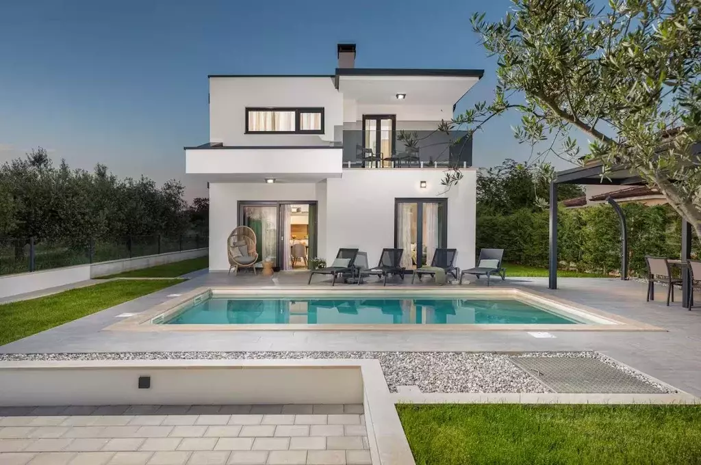 Дом в Краснодарский край, Сочи Адлер жилрайон, ул. Белых Акаций, 3/1 ... - Фото 0