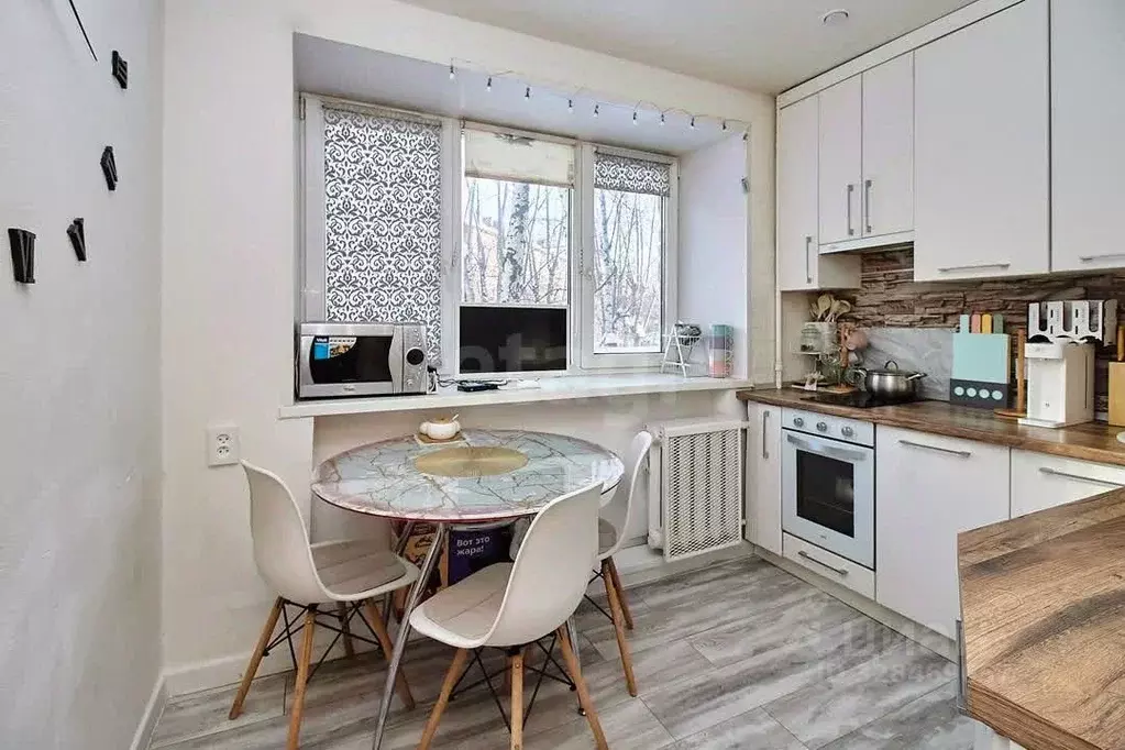 3-к кв. Тюменская область, Тюмень ул. Республики, 178 (70.5 м) - Фото 1