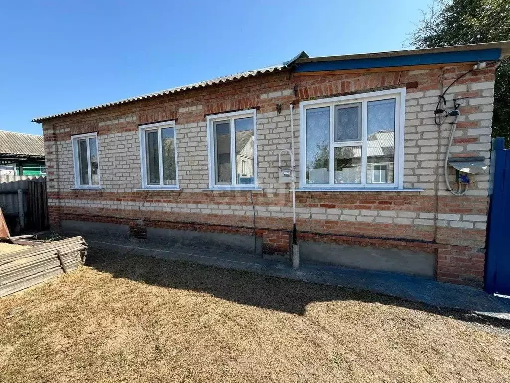 Дом в Белгородская область, Валуйки ул. Ворошилова (80 м) - Фото 1