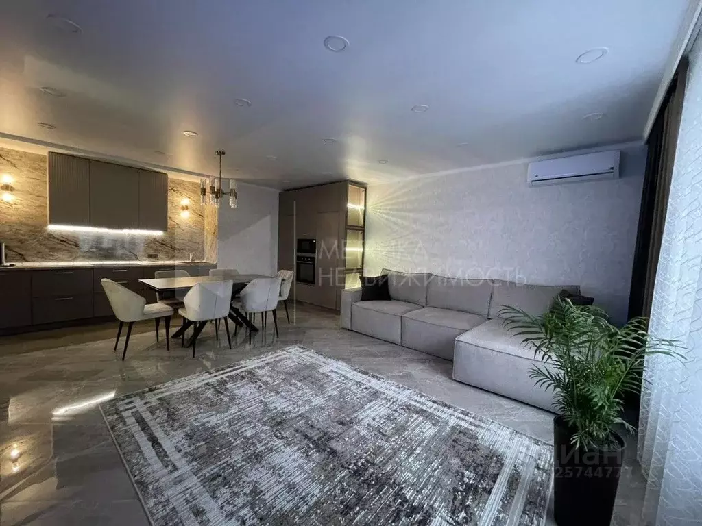 3-к кв. Тюменская область, Тюмень ул. 50 лет Октября, 57В (105.4 м) - Фото 1