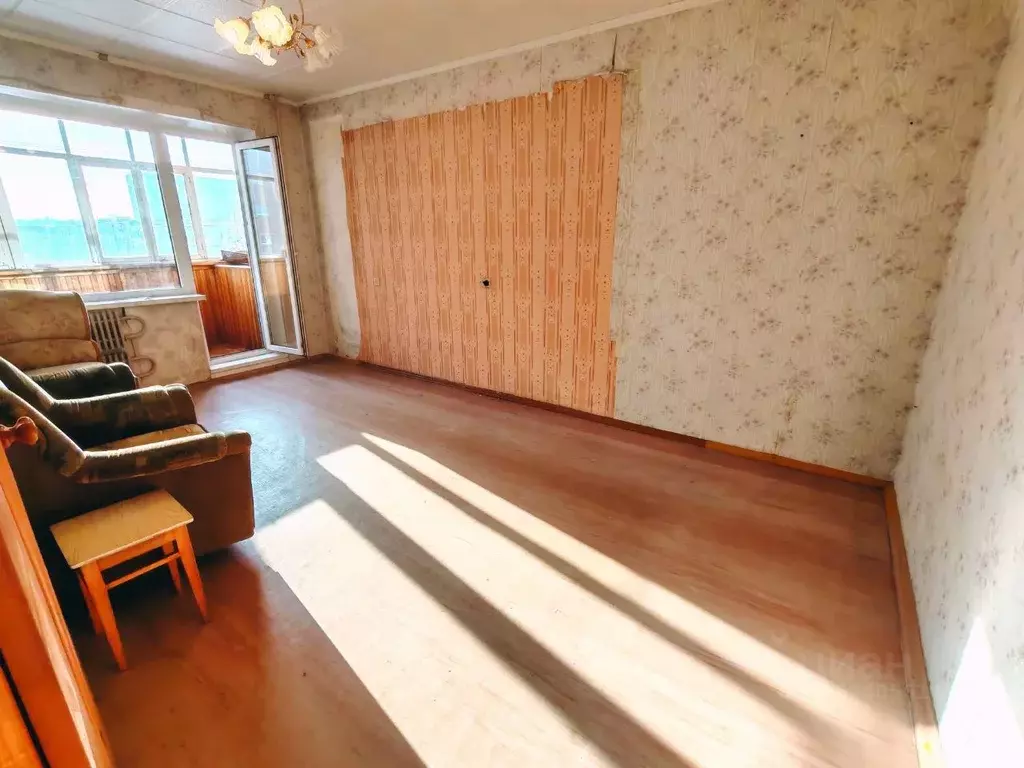 2-к кв. Белгородская область, Старый Оскол Молодогвардеец мкр, 18 ... - Фото 2