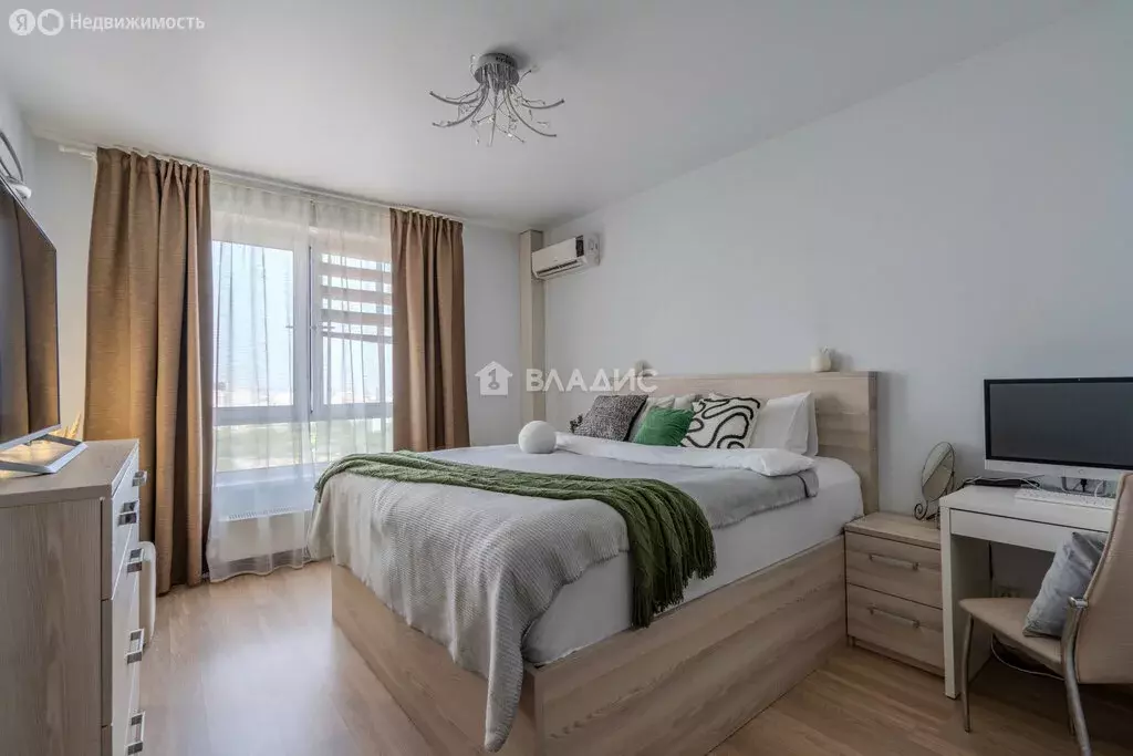 2-комнатная квартира: Москва, улица Римского-Корсакова, 11к8 (69.2 м) - Фото 0