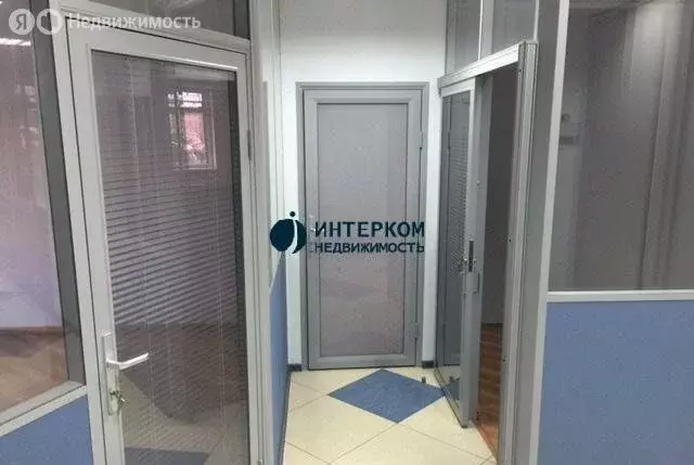 Торговая площадь (750 м) - Фото 2