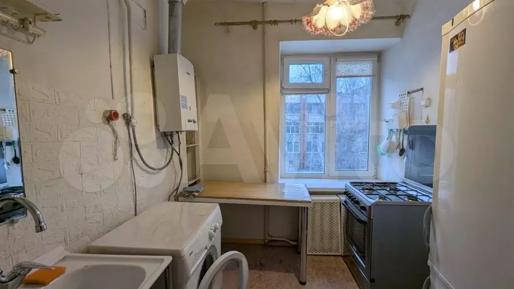 3-к. квартира, 63 м, 3/3 эт. - Фото 0