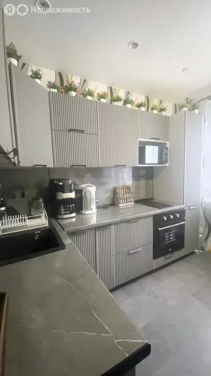 3-комнатная квартира: Тюмень, Ткацкий проезд, 12 (58.5 м) - Фото 1