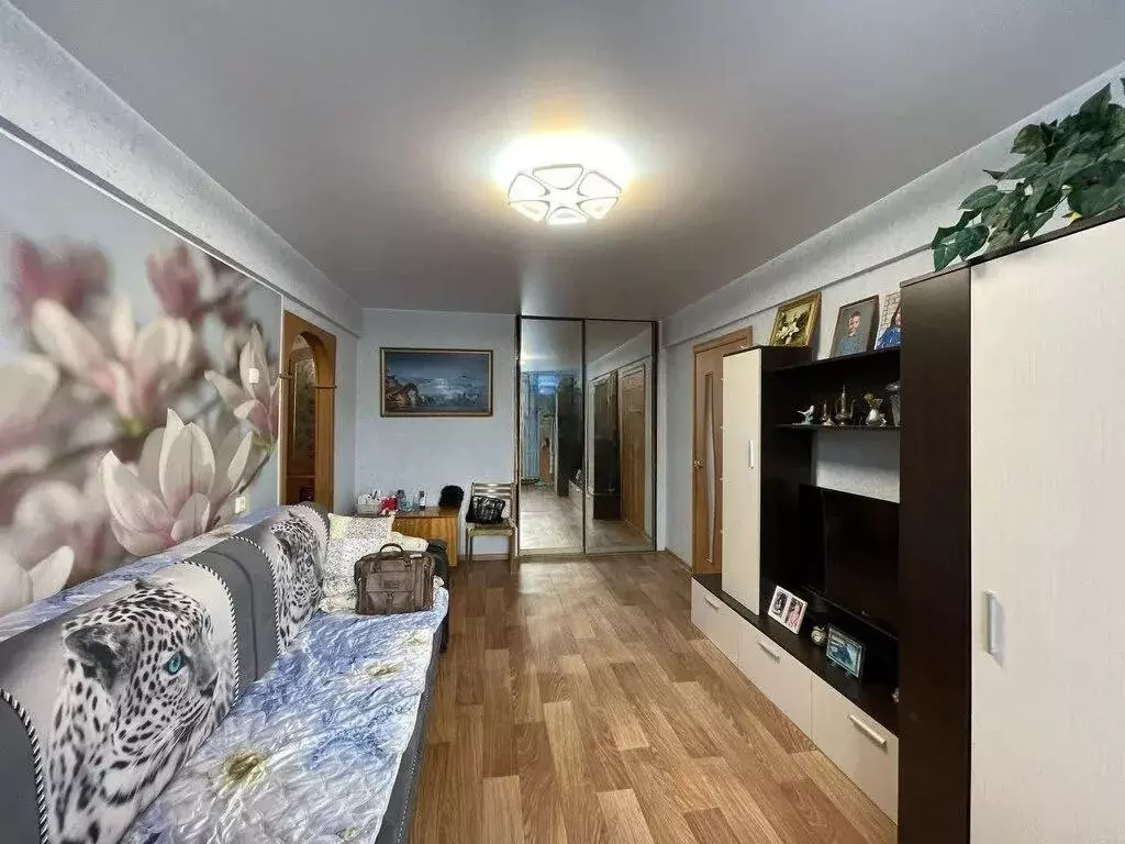 Продаётся 4-к квартира, 59.2 м - Фото 1