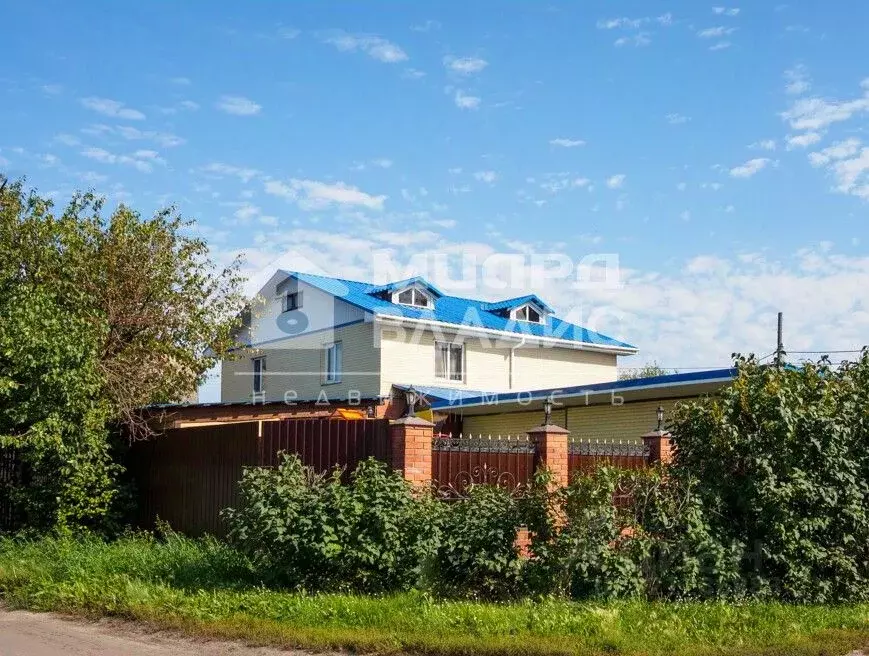 Дом в Омская область, Омск Порт-Артур мкр, ул. 12-я Комсомольская, 21 ... - Фото 1