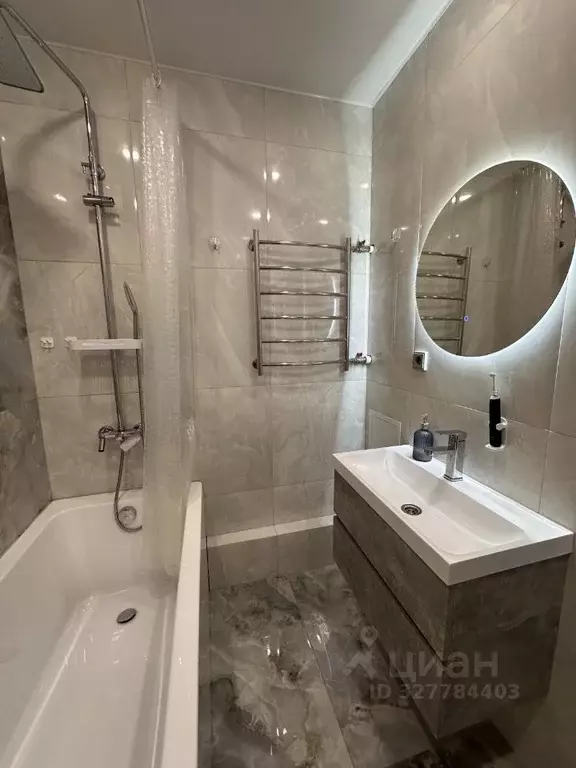 2-к кв. Ленинградская область, Мурино Всеволожский район, ул. ... - Фото 1