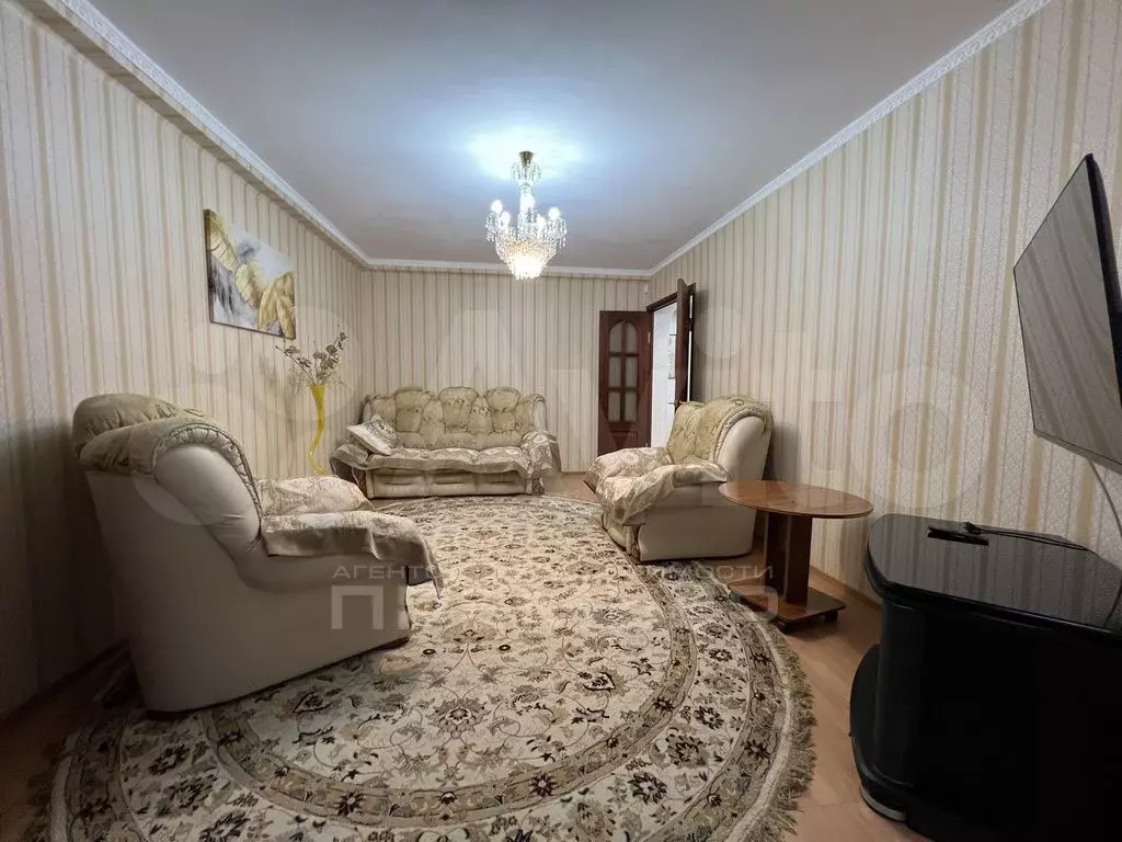 3-к. квартира, 73 м, 2/5 эт. - Фото 1