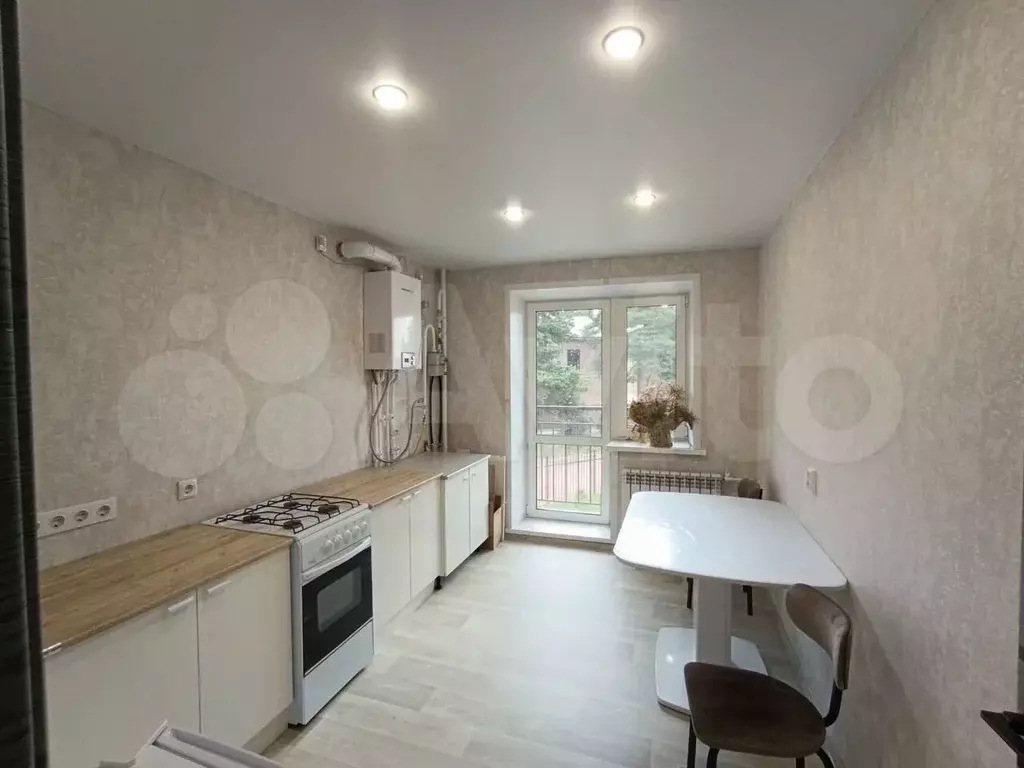 1-к. квартира, 40 м, 2/5 эт. - Фото 0