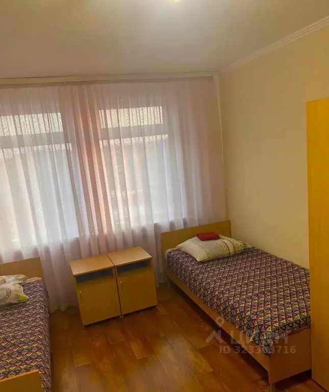 Комната Ямало-Ненецкий АО, Пуровский район, Уренгой пгт ул. ... - Фото 1