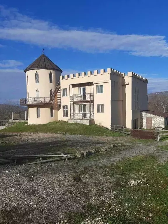Дом в Крым, Бахчисарайский район, Зеленовское с/пос, с. Нагорное ул. ... - Фото 1