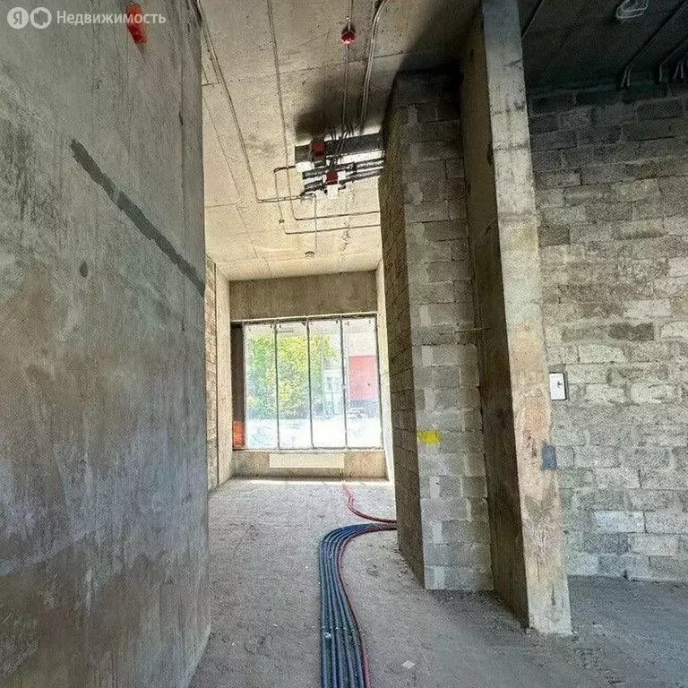 Торговая площадь (93 м) - Фото 1