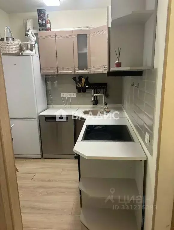 Студия Белгородская область, Белгород ул. Семейная, 3 (26.7 м) - Фото 1