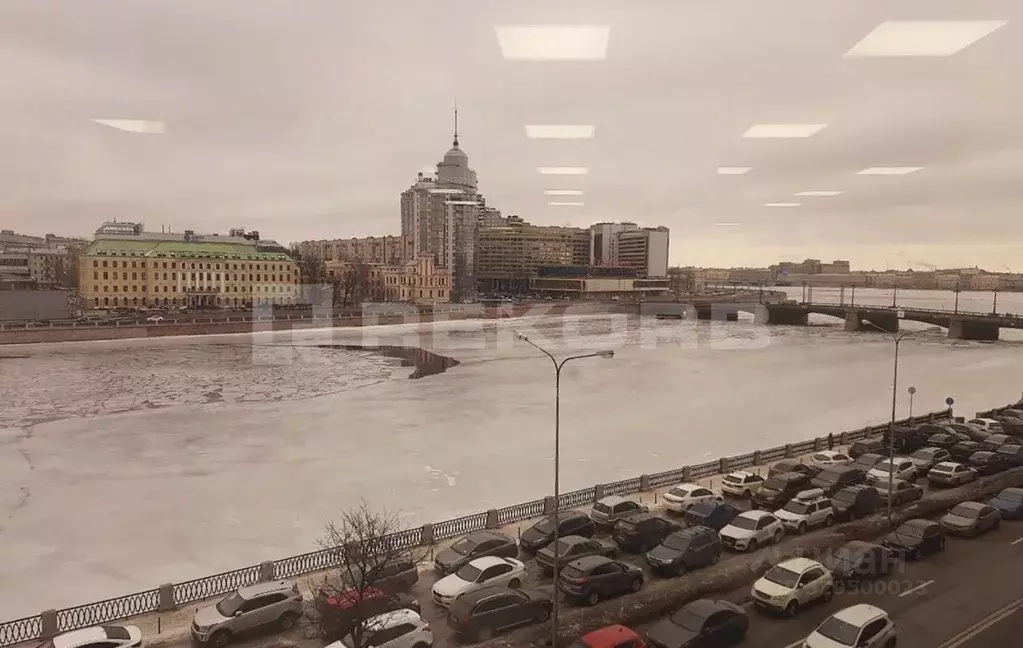 Офис в Санкт-Петербург Петроградская наб., 22 (250 м) - Фото 1
