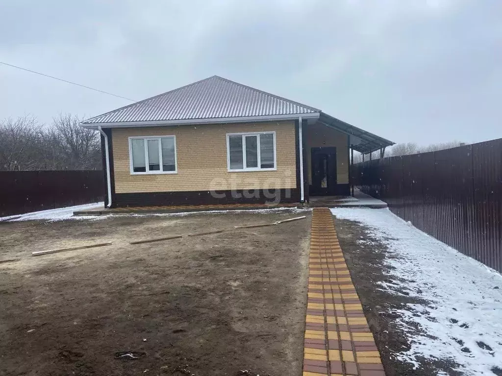 Дом в Белгородская область, Корочанский район, с. Погореловка  (84 м) - Фото 0