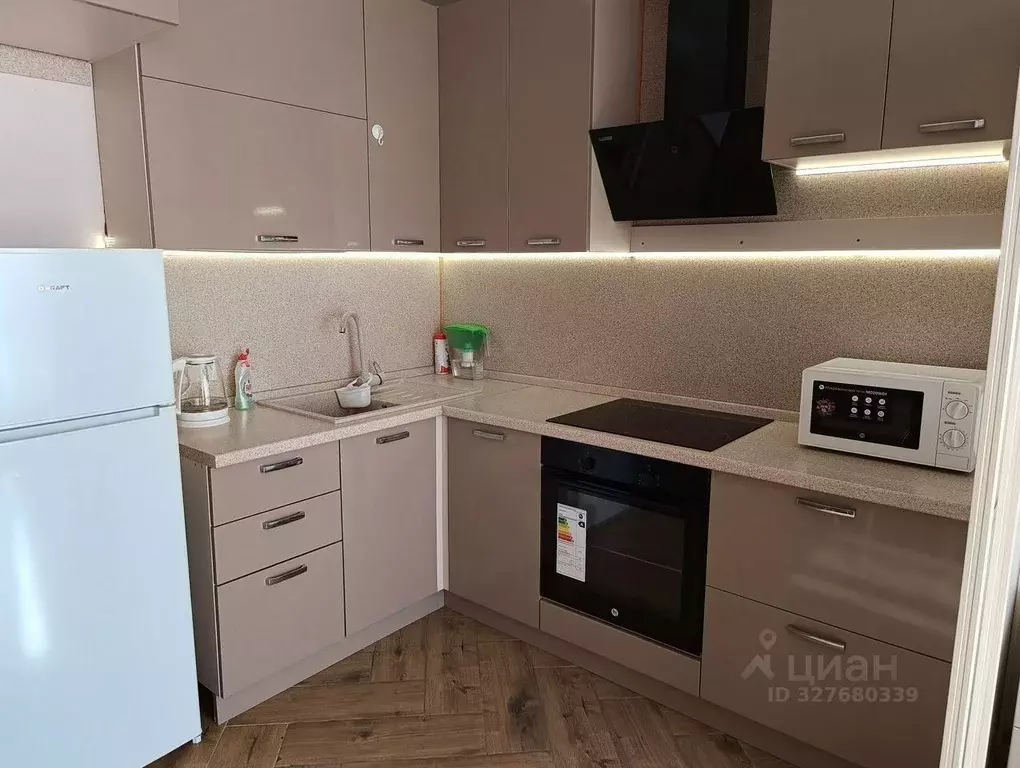 Студия Московская область, Королев ул. Академика Легостаева, 8 (27.0 ... - Фото 1