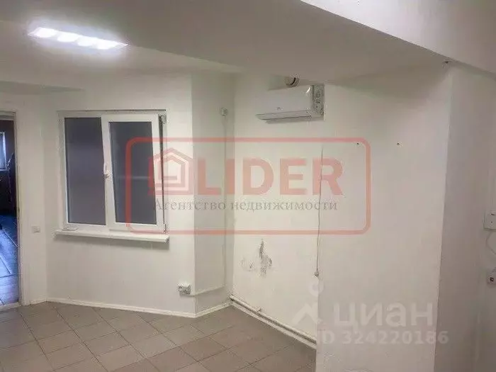 Офис в Севастополь ул. Новороссийская, 23 (15 м) - Фото 2