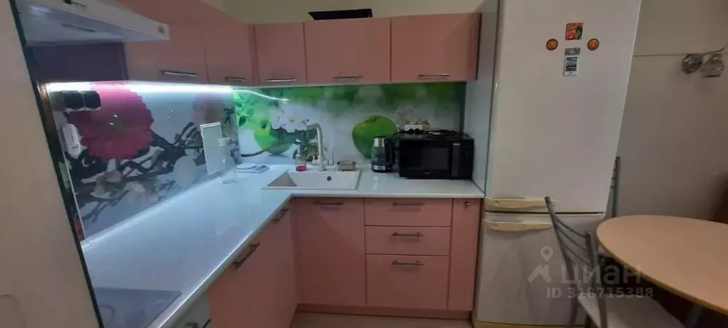 1-к кв. Тюменская область, Тюмень ул. Николая Зелинского, 24 (40.0 м) - Фото 0