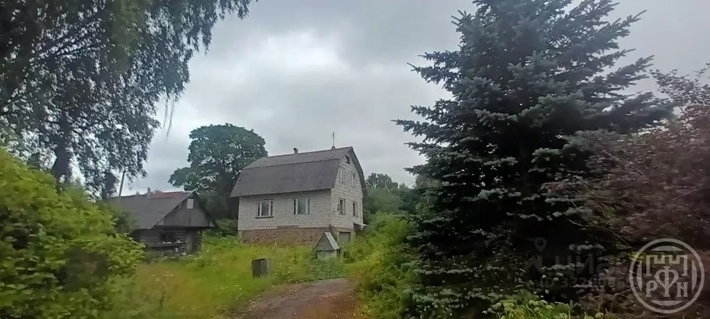 Дом в Ленинградская область, Кингисеппский район, Котельское с/пос, д. ... - Фото 1