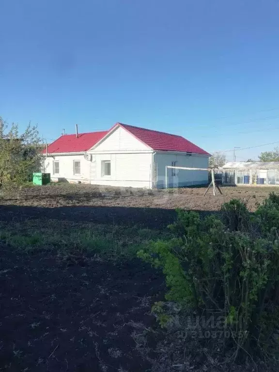 Дом в Омская область, Азовский Немецкий Национальный район, с. Пришиб ... - Фото 0