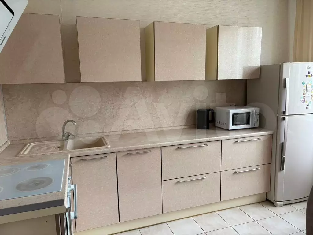 1-к. квартира, 50 м, 8/15 эт. - Фото 1