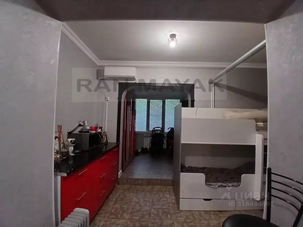1-к кв. Адыгея, Майкоп Краснооктябрьская ул., 62 (36.5 м) - Фото 1