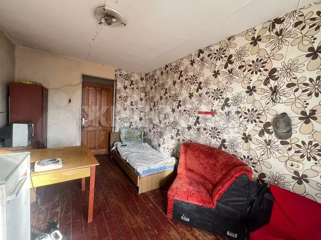 Комната 13 м в 3-к., 3/5 эт. - Фото 1