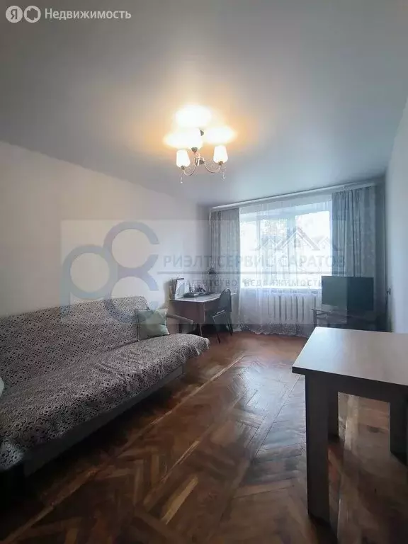 3-комнатная квартира: Саратов, Беговая улица, 19 (58.7 м) - Фото 1