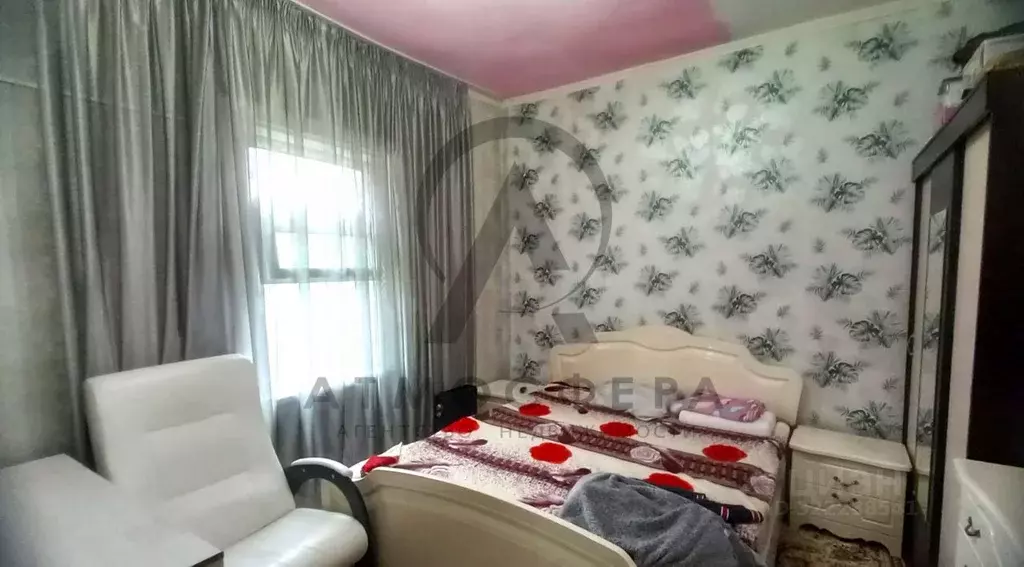 1-к кв. Краснодарский край, Апшеронский район, Куринская ст-ца ул. ... - Фото 2