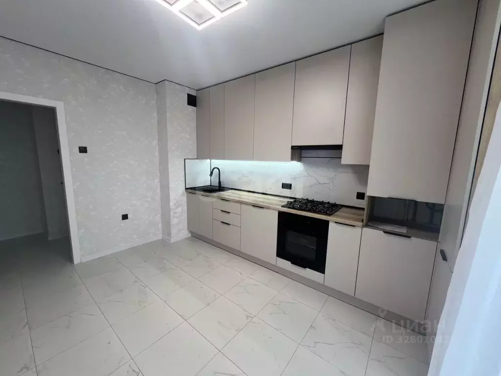 2-к кв. Ставропольский край, Ставрополь просп. Российский, 12к1 (64.0 ... - Фото 1