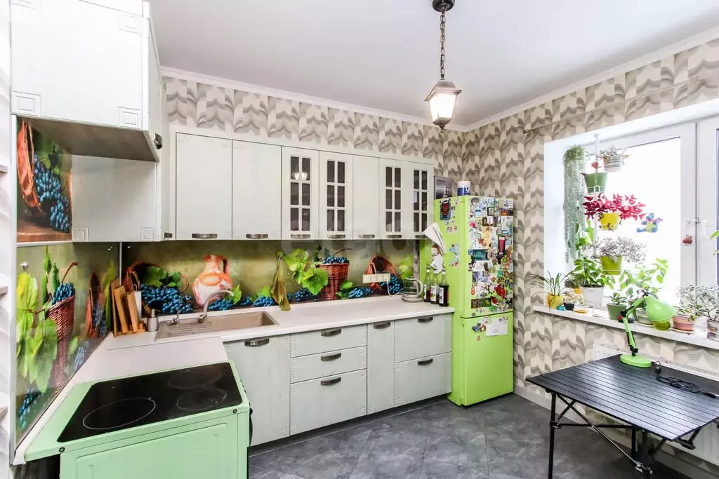 2-комнатная квартира: Тюмень, улица Мельникайте, 2к3 (58.6 м) - Фото 2