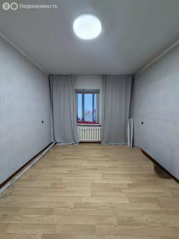 2-комнатная квартира: Кызыл, микрорайон Спутник, Убсу-Нурская улица, ... - Фото 1