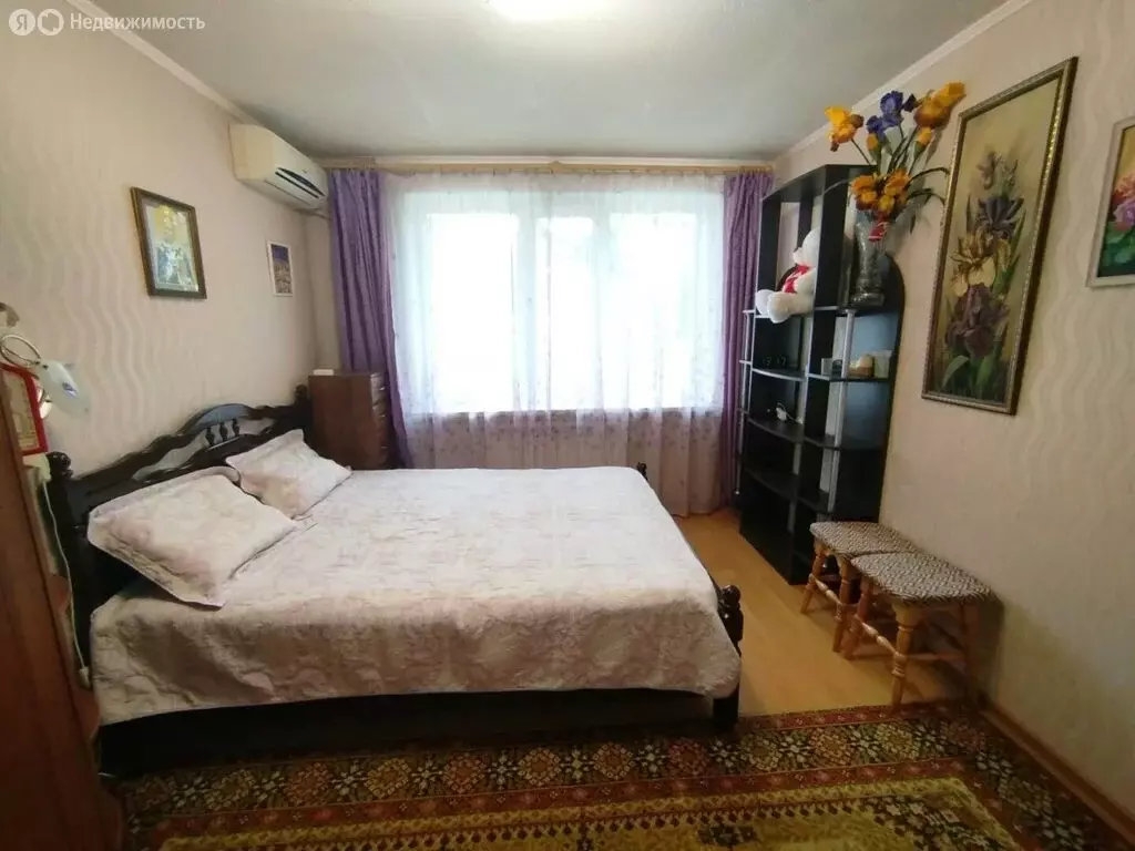 3-комнатная квартира: Абинск, улица Красных Таманцев, 28 (62 м) - Фото 1