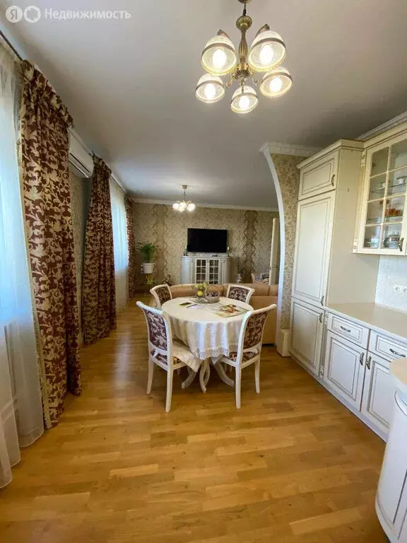 3-комнатная квартира: Казань, Ягодинская улица, 25 (84.7 м) - Фото 0