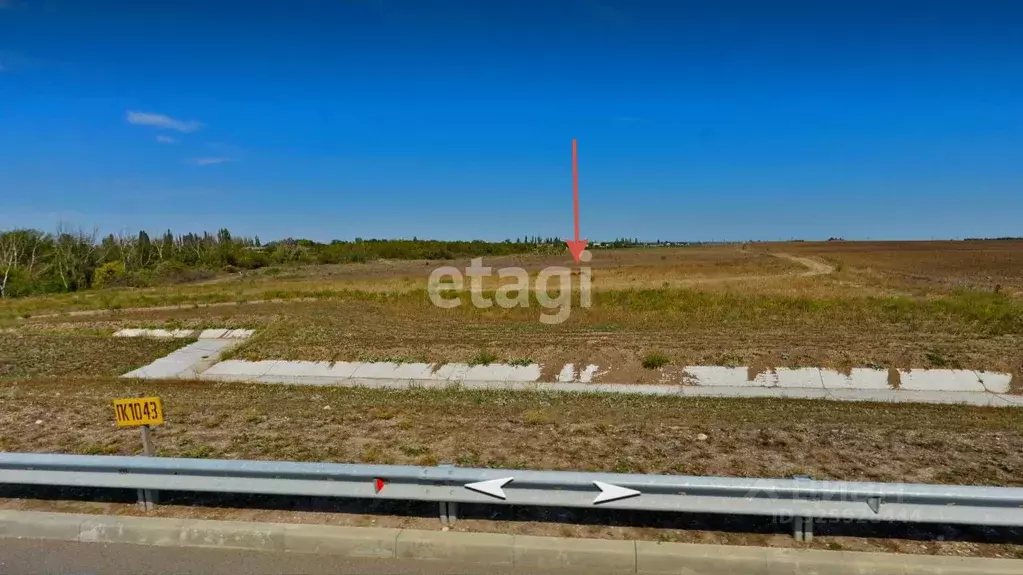 Участок в Крым, Кировский район, Журавское с/пос, с. Маковское ул. ... - Фото 1