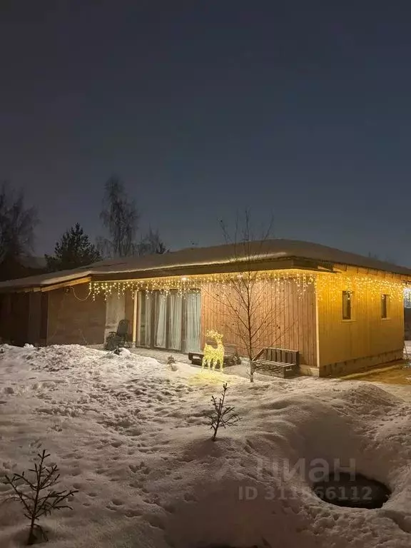 Дом в Московская область, Солнечногорск городской округ, д. Дурыкино ... - Фото 0