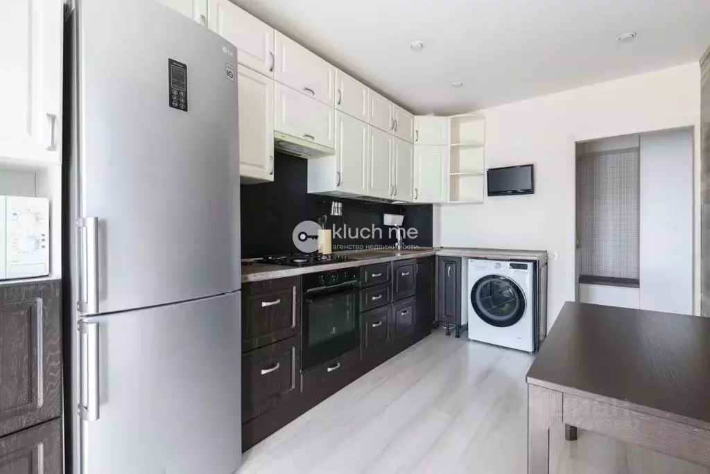 2-к кв. Татарстан, Казань ул. Азата Аббасова, 12 (52.0 м) - Фото 1