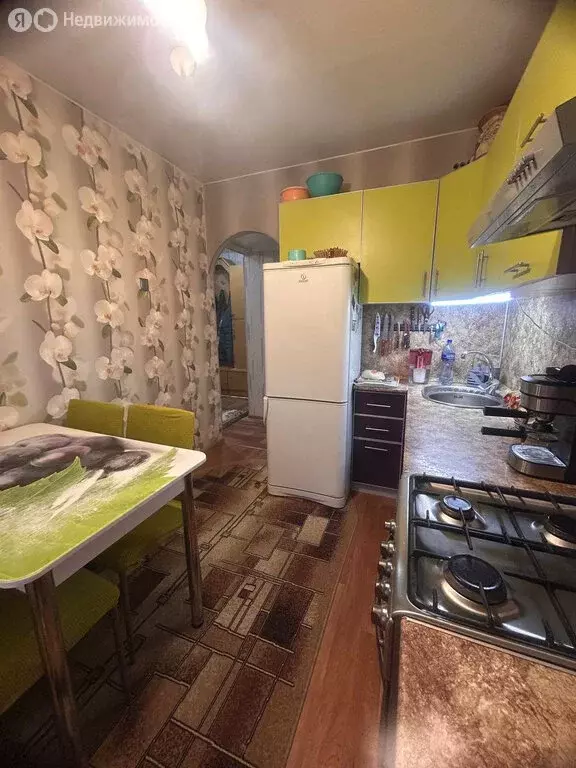 3-комнатная квартира: Курган, жилой район Заозёрный, 5-й микрорайон, ... - Фото 1