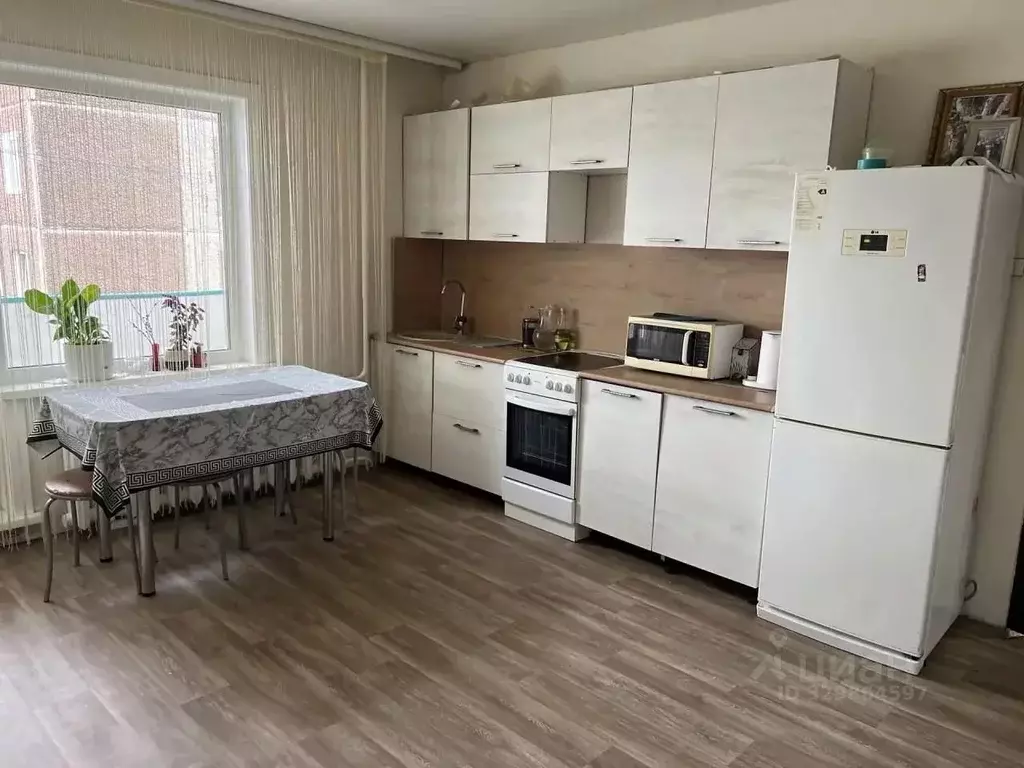 3-к кв. Бурятия, Улан-Удэ ул. Жердева, 140 (67.0 м) - Фото 1