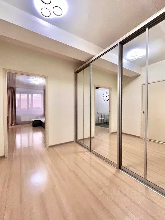 2-к кв. Свердловская область, Екатеринбург ул. Кузнечная, 79 (48.8 м) - Фото 2