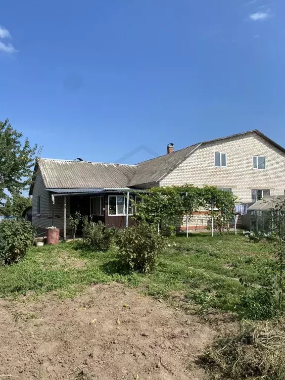 Дом в Калужская область, Село Бабынино с/пос, с. Бабынино ул. ... - Фото 1