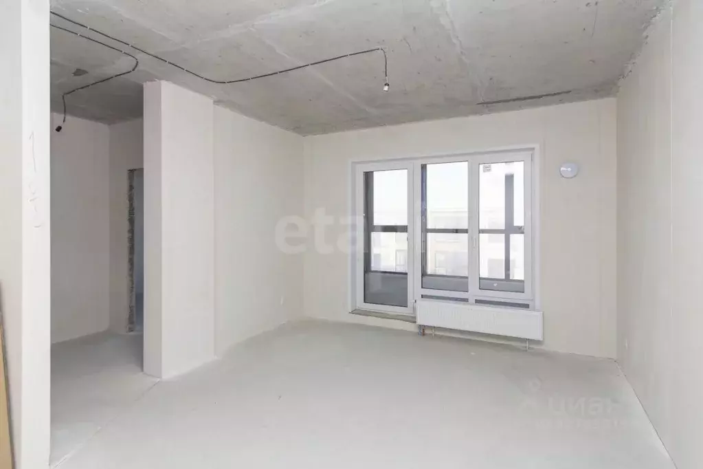 2-к кв. Тюменская область, Тюмень ул. Игоря Комиссарова, 10 (48.3 м) - Фото 1