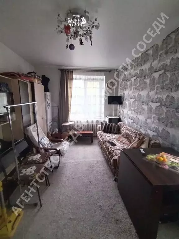Комната 18,8 м в 3-к., 2/4 эт. - Фото 1