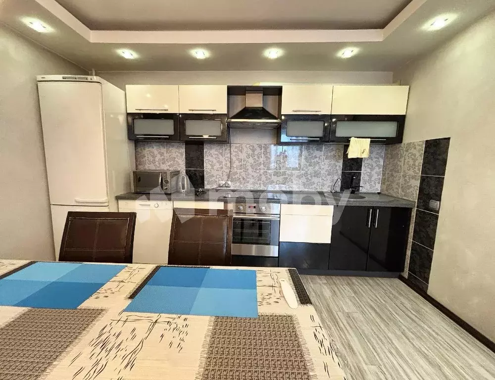 2-к кв. Калининградская область, Калининград Советский просп., 202 ... - Фото 2