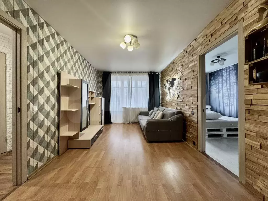2-к. квартира, 50 м, 5/5 эт. - Фото 0