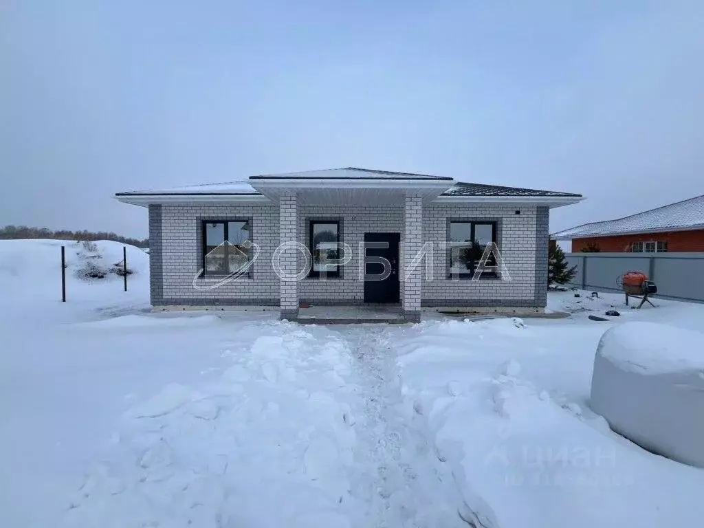 Дом в Тюменская область, Тюменский район, Новокаменский кп ул. Сократа ... - Фото 0